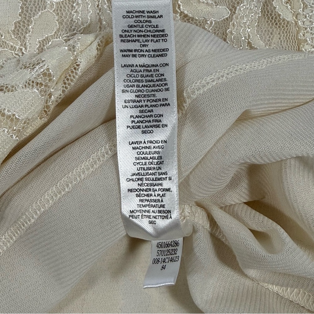 Chico's Cream Floral Lace Scoop Neck 3/4 Sleeve Lined Top Size 0 Small - Picture 9 of 10